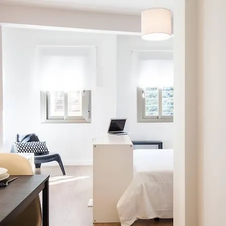Click Apartment Almeria